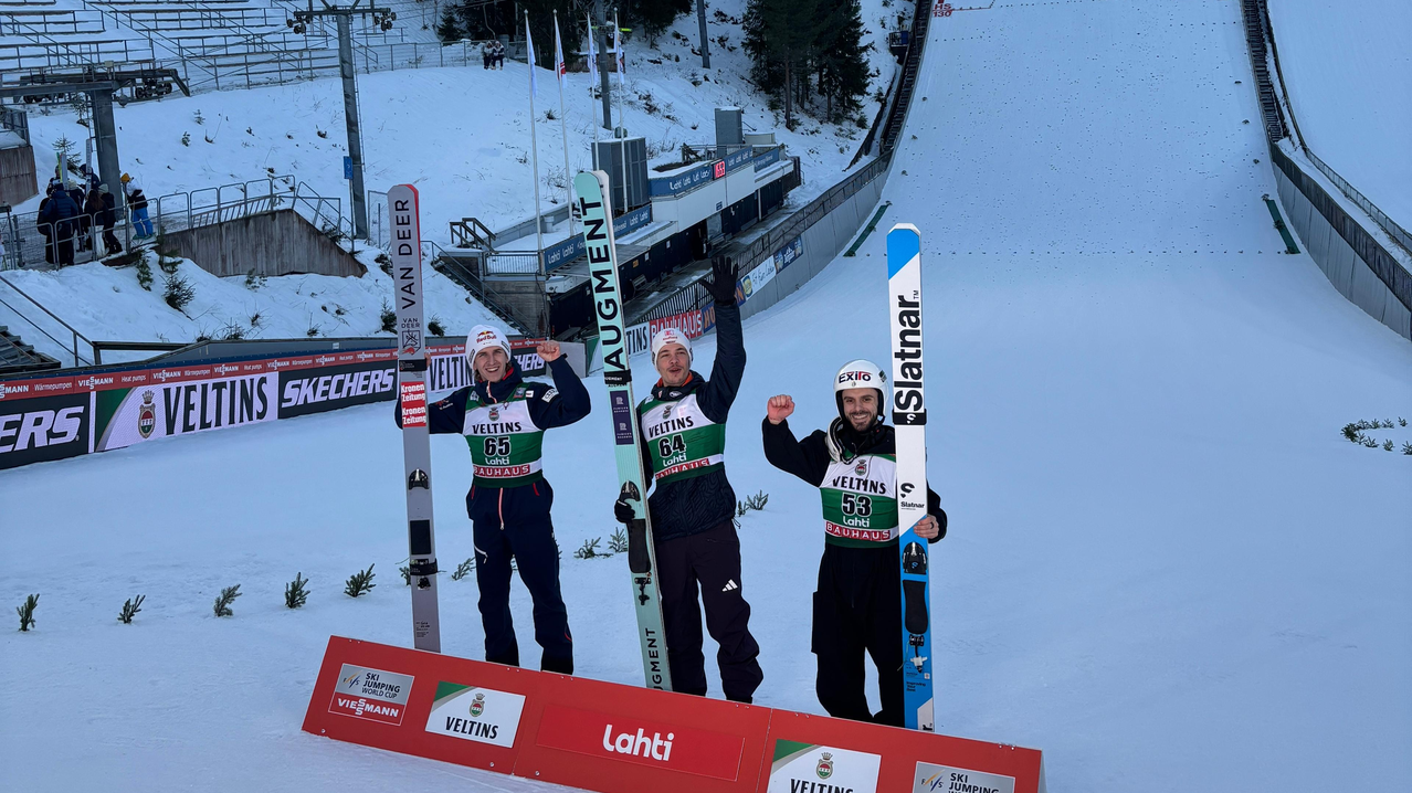 Lahti Tschofenig Siegerbild | © Ski Austria